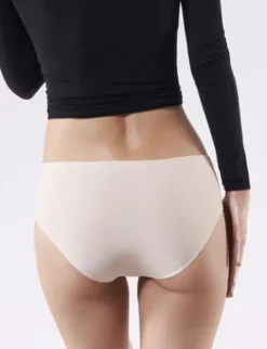 Air Classic - figi damskie - naturalne